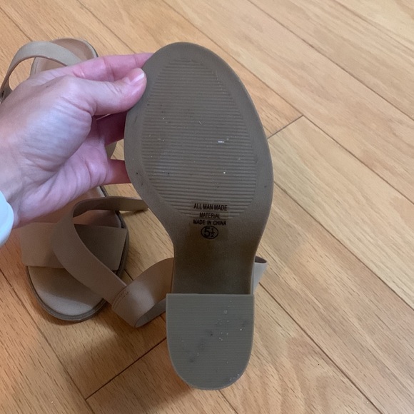 SODA strappy heels - Picture 3 of 4